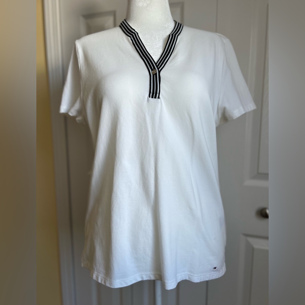 Tommy Hilfiger White V-neck Knit T-shirt (XL)